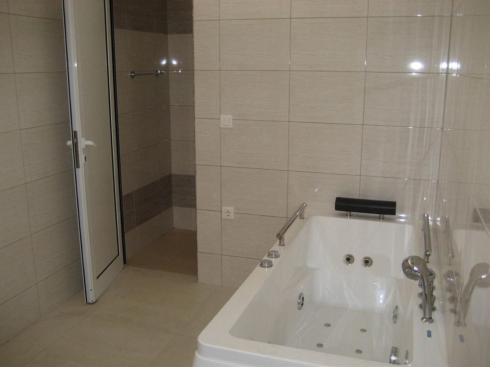 Pomorie Bay Aparthotel Kültér fotó